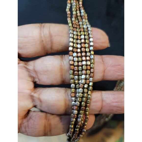 Women's Multicolor Beaded Layered Necklace With Lobster Clasp Lightweight - Picture 6 of 7